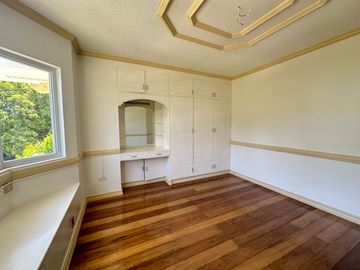 CORNER MEDITERREANEAN DESIGN HOUSE AND LOT FOR SALE IN BF HOMES PARANAQUE