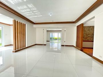 5 Bedrooms Spacious House and Lot for Sale in BF Homes, Parañaque City
