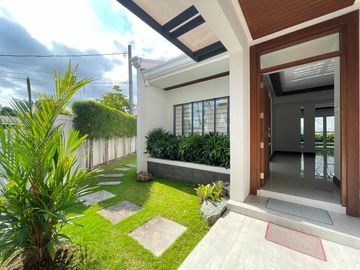 5 Bedrooms Spacious House and Lot for Sale in BF Homes, Parañaque City