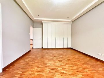 5 Bedrooms Spacious House and Lot for Sale in BF Homes, Parañaque City