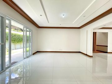 5 Bedrooms Spacious House and Lot for Sale in BF Homes, Parañaque City