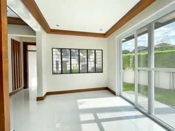5 Bedrooms Spacious House and Lot for Sale in BF Homes, Parañaque City