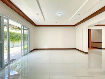 5 Bedrooms Spacious House and Lot for Sale in BF Homes, Parañaque City