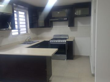 Se Vende Casa en Misión Anáhuac Escobedo con Terraza