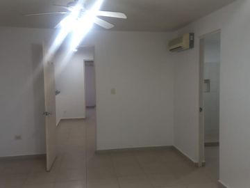 Se Vende Casa en Misión Anáhuac Escobedo con Terraza