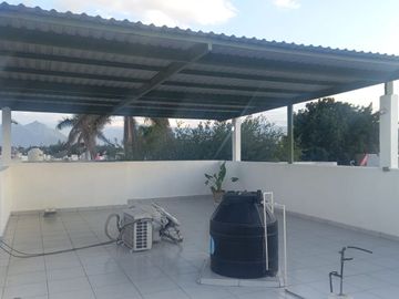 Se Vende Casa en Misión Anáhuac Escobedo con Terraza