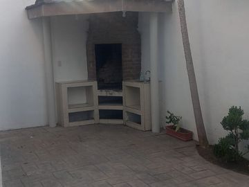 Se Vende Casa en Misión Anáhuac Escobedo con Terraza