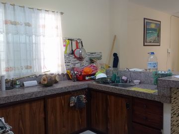 En venta casa rentera en urb.Acapulco, via data Posorja en Playas. (TH)
