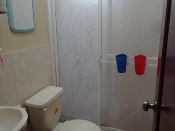 En venta casa rentera en urb.Acapulco, via data Posorja en Playas. (TH)