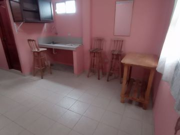 En venta casa rentera en urb.Acapulco, via data Posorja en Playas. (TH)