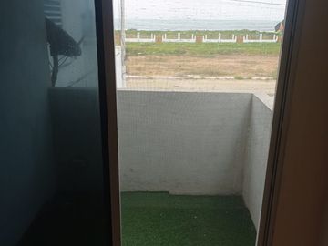 En venta casa rentera en urb.Acapulco, via data Posorja en Playas. (TH)