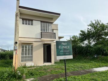 Ready for Occupancy House for Sale in Alegria at Dos Rios Nuvali