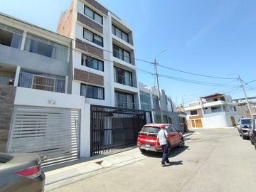 Se Vende Hermoso Departamento Triplex, Miraflores Country Club.ID: 1116600