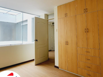 EN VENTA AMPLIO DEPARTAMENTO DE ESTRENO + AIRES