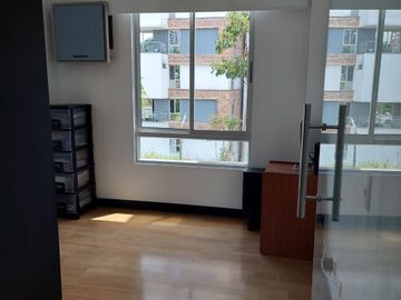 CASA DUPLEX EN VENTA POR PEREIRA PINARES