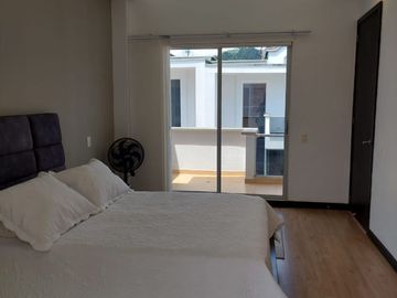 CASA DUPLEX EN VENTA POR PEREIRA PINARES
