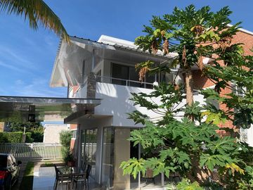VENTA ESPACIOSA CASA EN CONDOMINIO, PANCE - SECTOR CLUB PIEDRALINDA