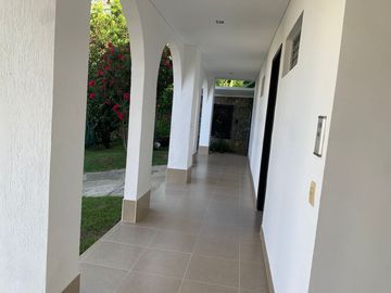 VENTA ESPACIOSA CASA EN CONDOMINIO, PANCE - SECTOR CLUB PIEDRALINDA