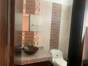 VENTA ESPACIOSA CASA EN CONDOMINIO, PANCE - SECTOR CLUB PIEDRALINDA
