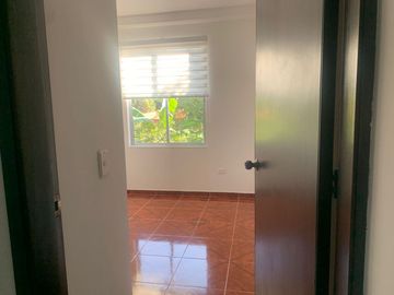 VENTA ESPACIOSA CASA EN CONDOMINIO, PANCE - SECTOR CLUB PIEDRALINDA