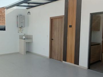 VENDO CASA 5 DORMITORIOS A ESTRENAR EN MIRAFLORES