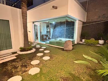 HERMOSA CASA EN CUMBRES DEL CIMATARIO QUERÉTARO
