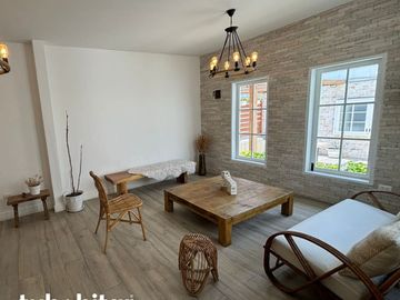 ALQUILER DE LUJOSA CASA EN LA MOLINA