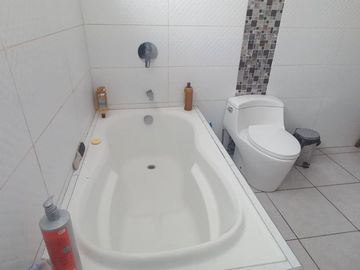 CASA EN VENTA - CERCA A HOSPITAL DANIEL ALCIDES CARRION