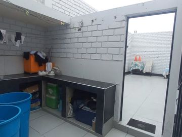 CASA EN VENTA - CERCA A HOSPITAL DANIEL ALCIDES CARRION