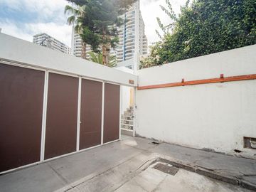 SE VENDE CASA EN COND. TERRAZAS DEL MAR.