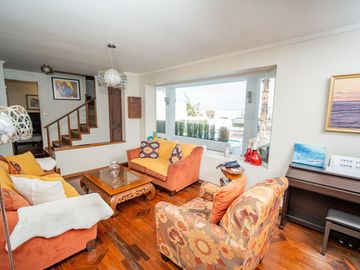 SE VENDE CASA EN COND. TERRAZAS DEL MAR.