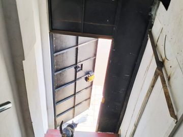 VENTA PROPIEDAD DE 4 PISOS EN AV. CENTRAL EN VILLA EL SALVADOR