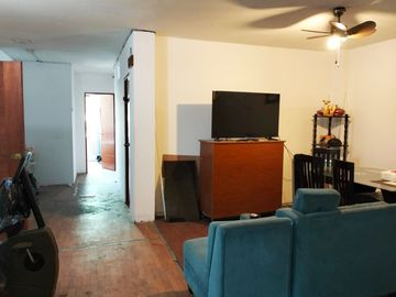 VENTA PROPIEDAD DE 4 PISOS EN AV. CENTRAL EN VILLA EL SALVADOR