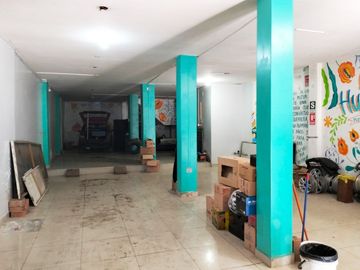 VENTA PROPIEDAD DE 4 PISOS EN AV. CENTRAL EN VILLA EL SALVADOR