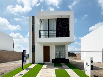 Casa Nueva Zona Sur León, Gto. Mod. Triana