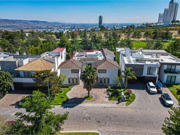 Casa en venta El Bosque Country Club 144