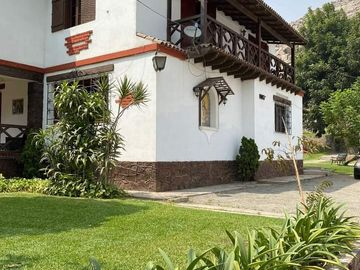 VENTA DE CASA Y TERRENO EN CHACLACAYO DE 3000 m2