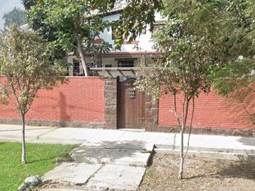 VENTA DE CASA Y TERRENO EN CHACLACAYO DE 3000 m2