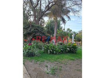 Casa En Venta Con 6 Departamentos En Urb. La Primavera - Chiclayo (C. MELENDRES)