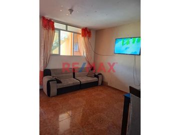 Casa En Venta Con 6 Departamentos En Urb. La Primavera - Chiclayo (C. MELENDRES)