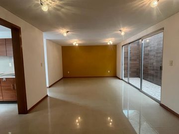 VENTA DE HERMOSA CASA CERCA DEL PERIFERICO EN FRACCIONAMIENTO