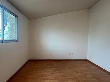 VENTA DE HERMOSA CASA CERCA DEL PERIFERICO EN FRACCIONAMIENTO