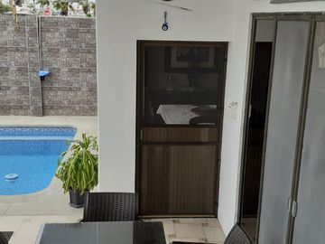 **En Venta casa de 4 dormitorios en sector de Chipipe, Salinas**