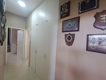 **En Venta casa de 4 dormitorios en sector de Chipipe, Salinas**
