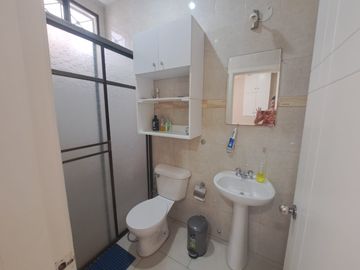 **En Venta casa de 4 dormitorios en sector de Chipipe, Salinas**