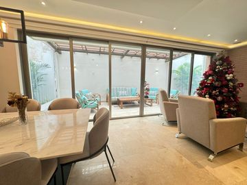 Casa de conjunto en venta en villa campestre.