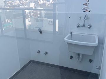 VENDO LINDO DUPLEX DE ESTRENO EN SURCO CON BALCON, TERRAZAS Y AREA SOCIAL