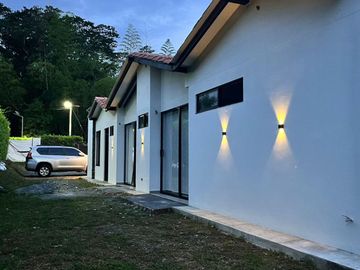 Conjunto Reserva Del Campo en el Km 38 via Manizales - Medellín, a 5 minutos de tres puertas