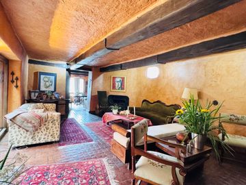 CASA EN VENTA SECTOR EL BATAN URBANIZACIÓN JARDINES DEL BATÁN
