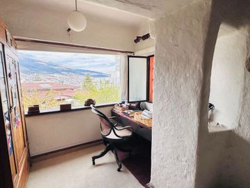 CASA EN VENTA SECTOR EL BATAN URBANIZACIÓN JARDINES DEL BATÁN